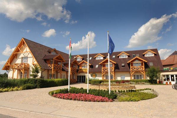 Orchidea Hotel****Lipót (Hévíz)